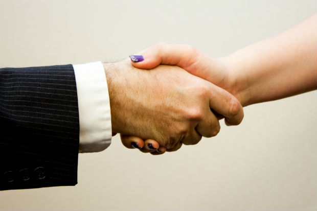 mediation-handshake-resized